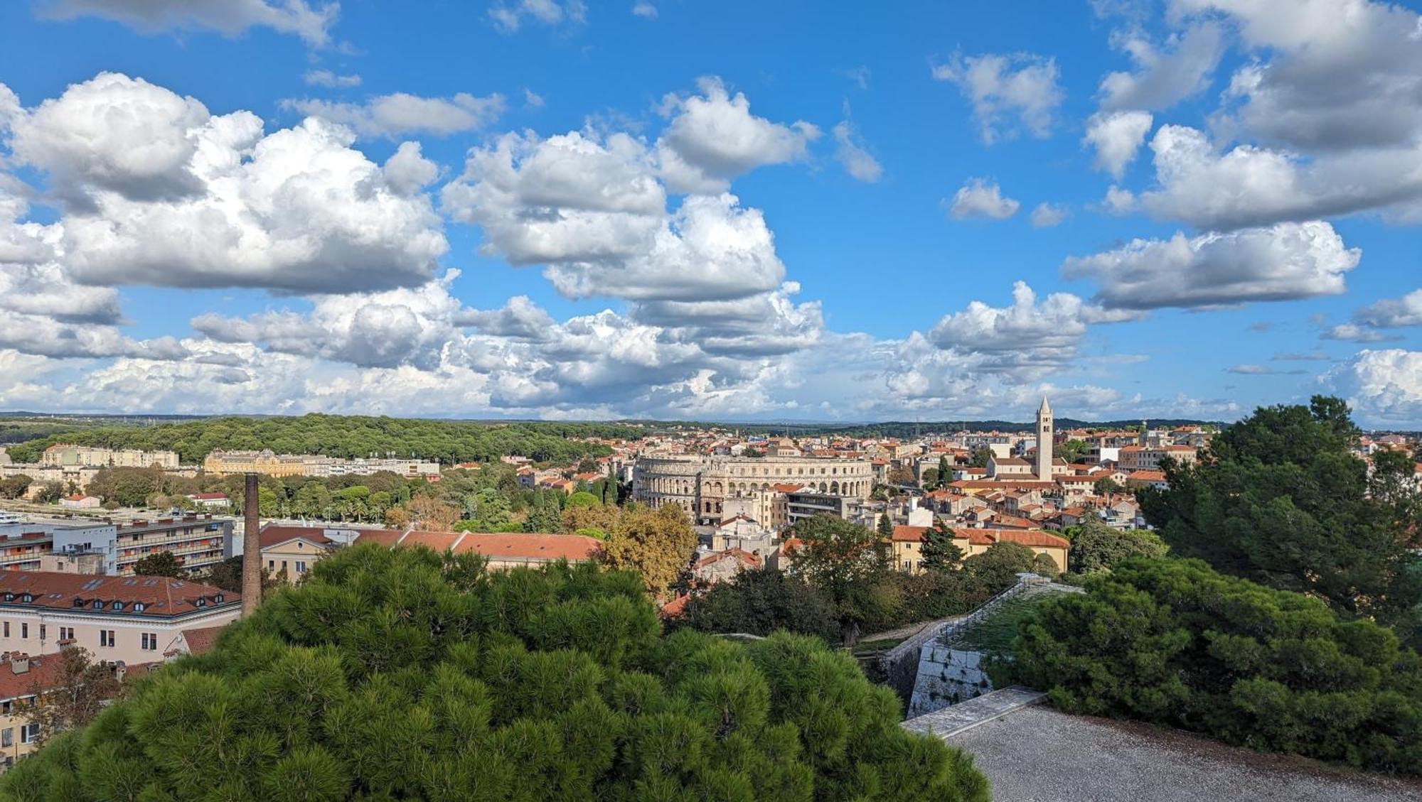 Paganor Apartments Pula Exteriér fotografie